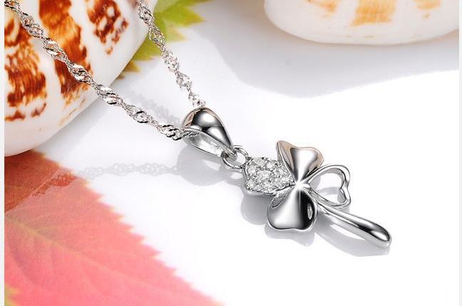 Silver Cute Clover Style Crystal Pendants Necklace For Women Wedding Party