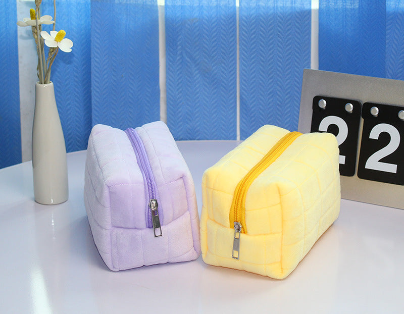 Short Plush Pillow Case Japanese Female Large Capacity Cosmetic Storage Bag Stationery Box   067-AA1-0008