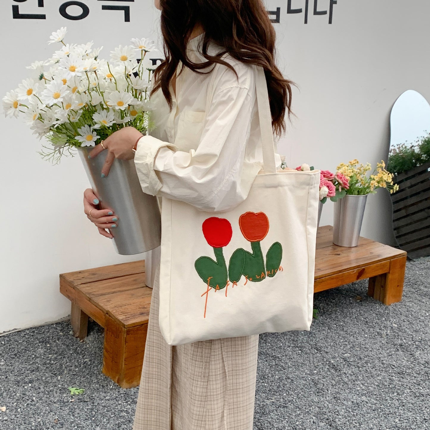 Embroidered Tulip Tote Bag Canvas Bag Shopping Bag Casual Shoulder Bag 067-AA3-0008